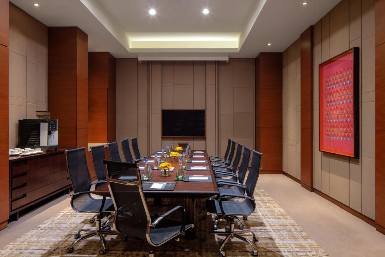 Hyatt Regency Chandīgarh Exterior foto Boardroom